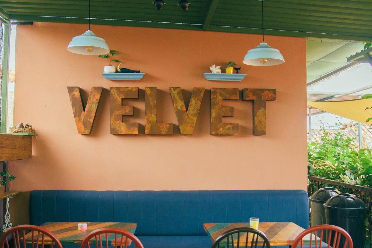 Velvet Hostal La Novena Santa Ana Esterno foto